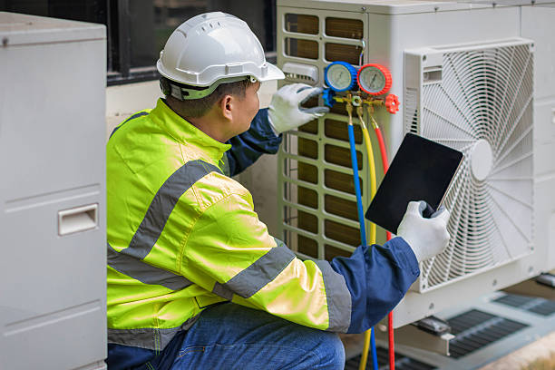 Professional Hvac technician working in Paramus, NJ
